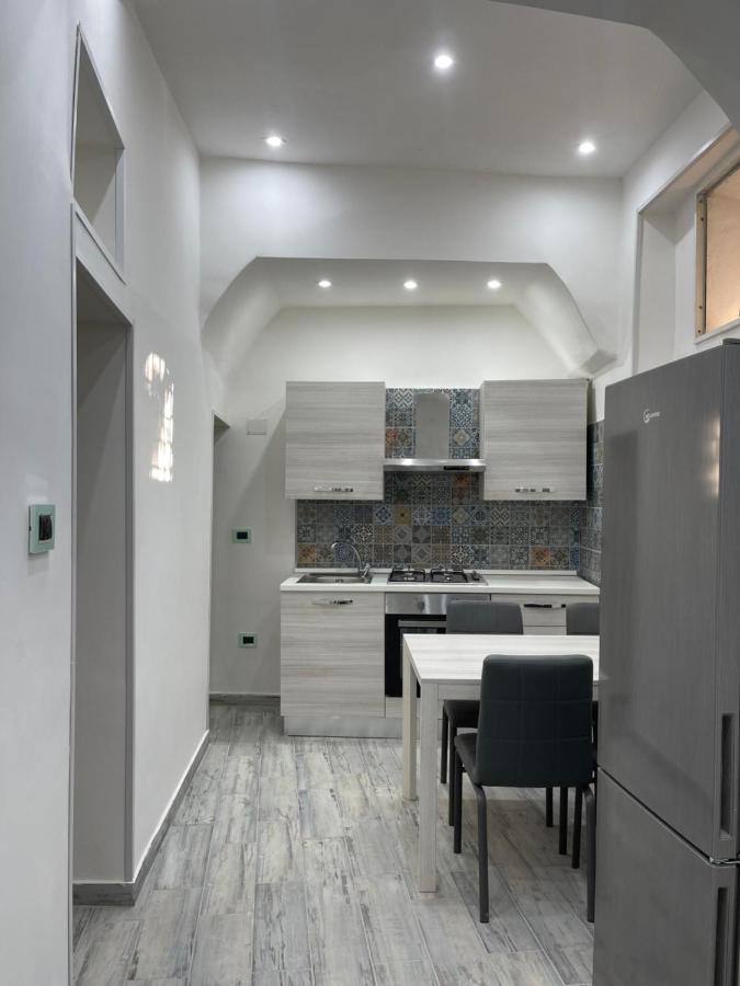 Dimora Di Anesia Napoli Apartment Bagian luar foto