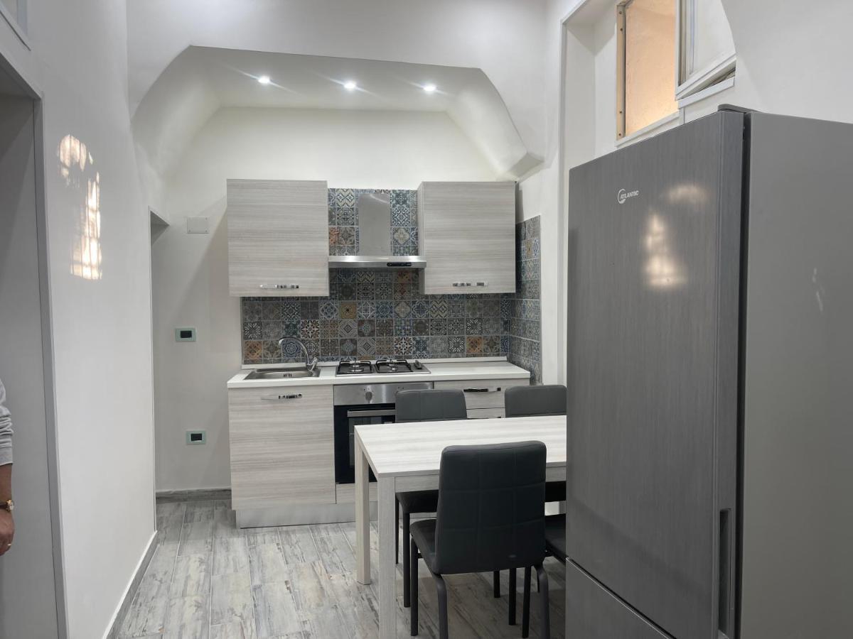 Dimora Di Anesia Napoli Apartment Bagian luar foto